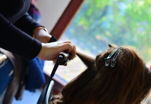 美容家が教えるビオチンで髪質改善の秘訣とは？